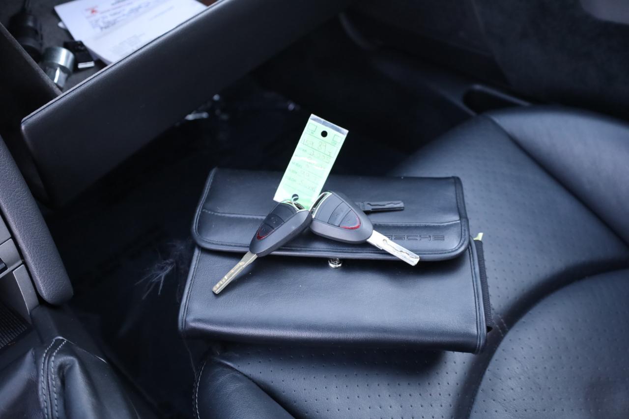 Porsche 911 Carrera Base 2005