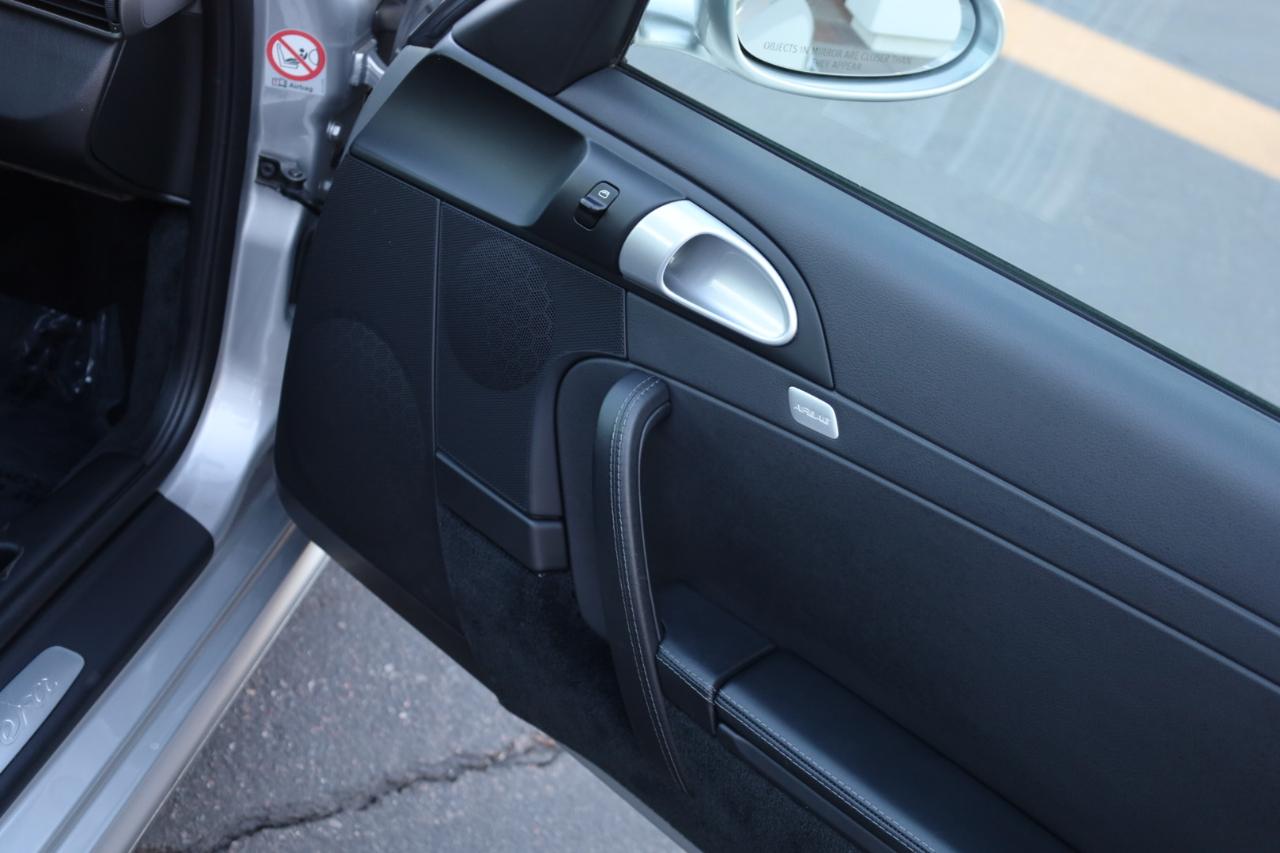 Porsche 911 Carrera Base 2005