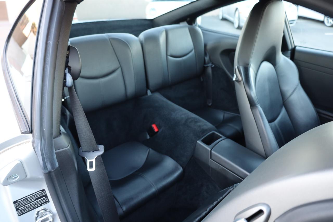 Porsche 911 Carrera Base 2005