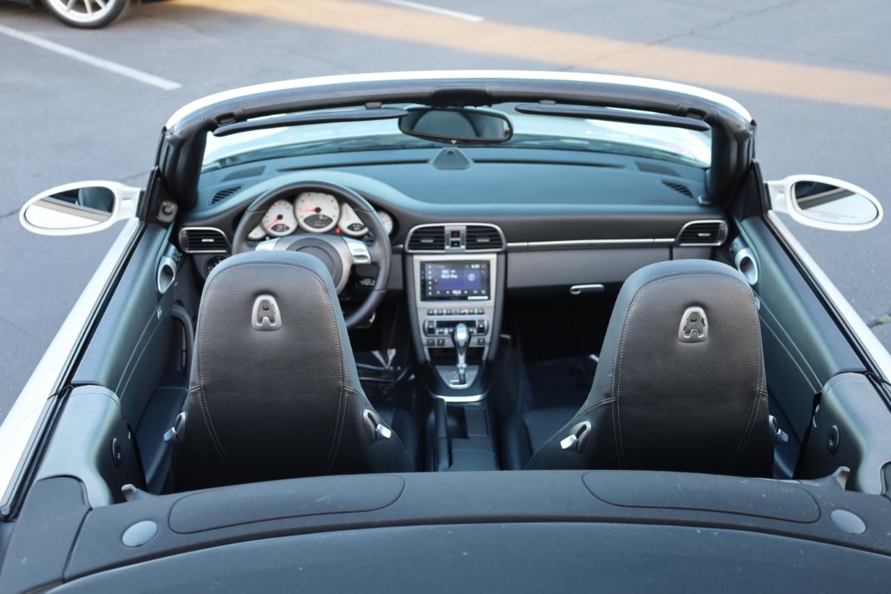 Porsche 911 Carrera S Cabriolet 2008