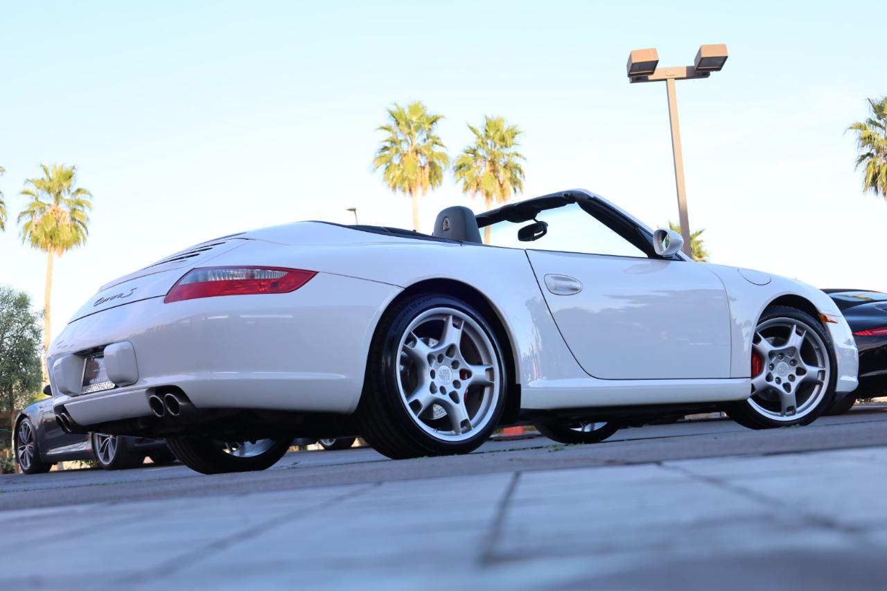 Porsche 911 Carrera S Cabriolet 2008