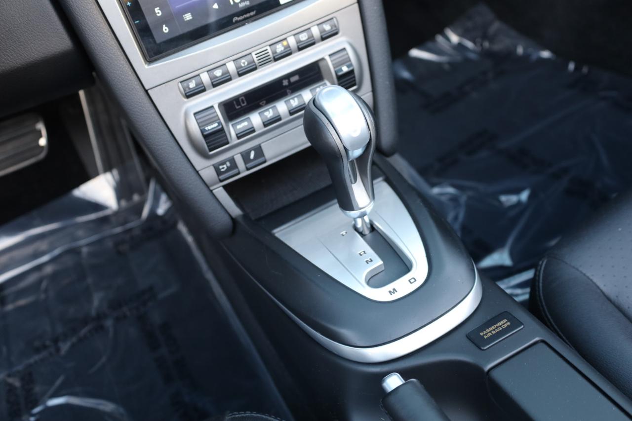 Porsche 911 Carrera S Cabriolet 2008