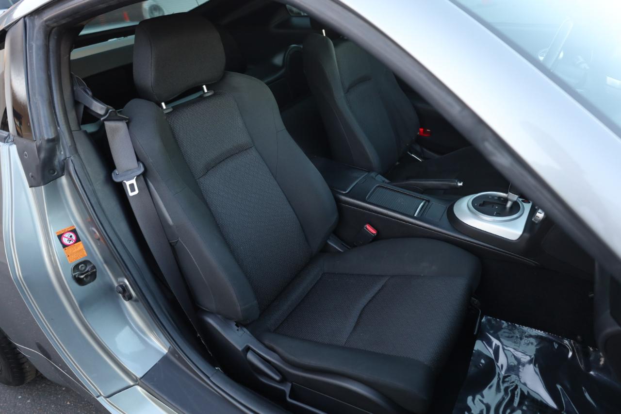 Nissan 350Z Enthusiast Coupe 2006