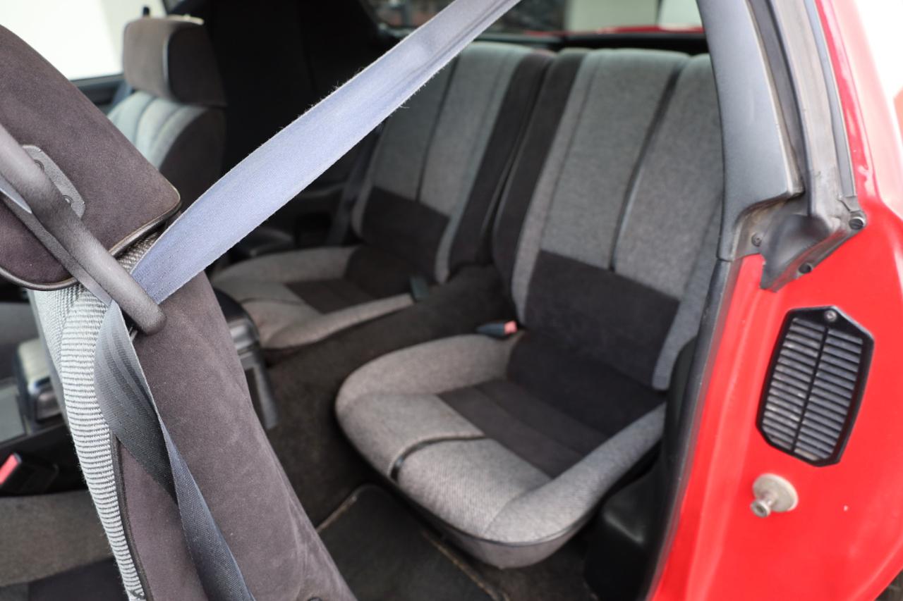 Chevrolet Camaro IROC Z28 coupe 1990