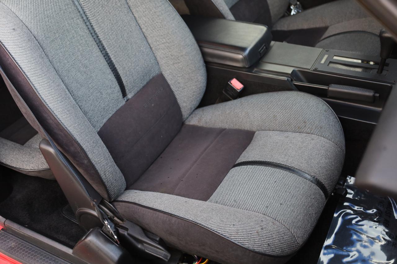 Chevrolet Camaro IROC Z28 coupe 1990