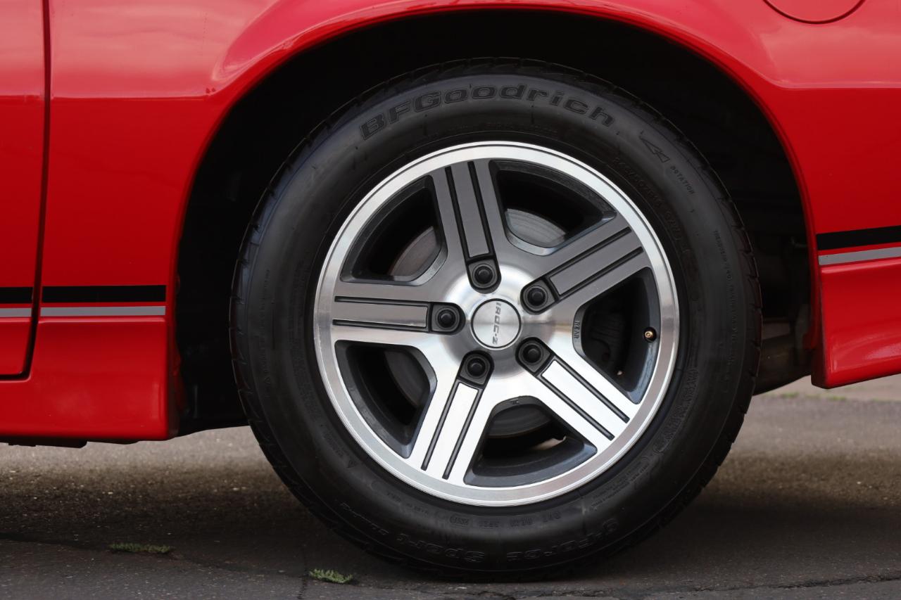 Chevrolet Camaro IROC Z28 coupe 1990