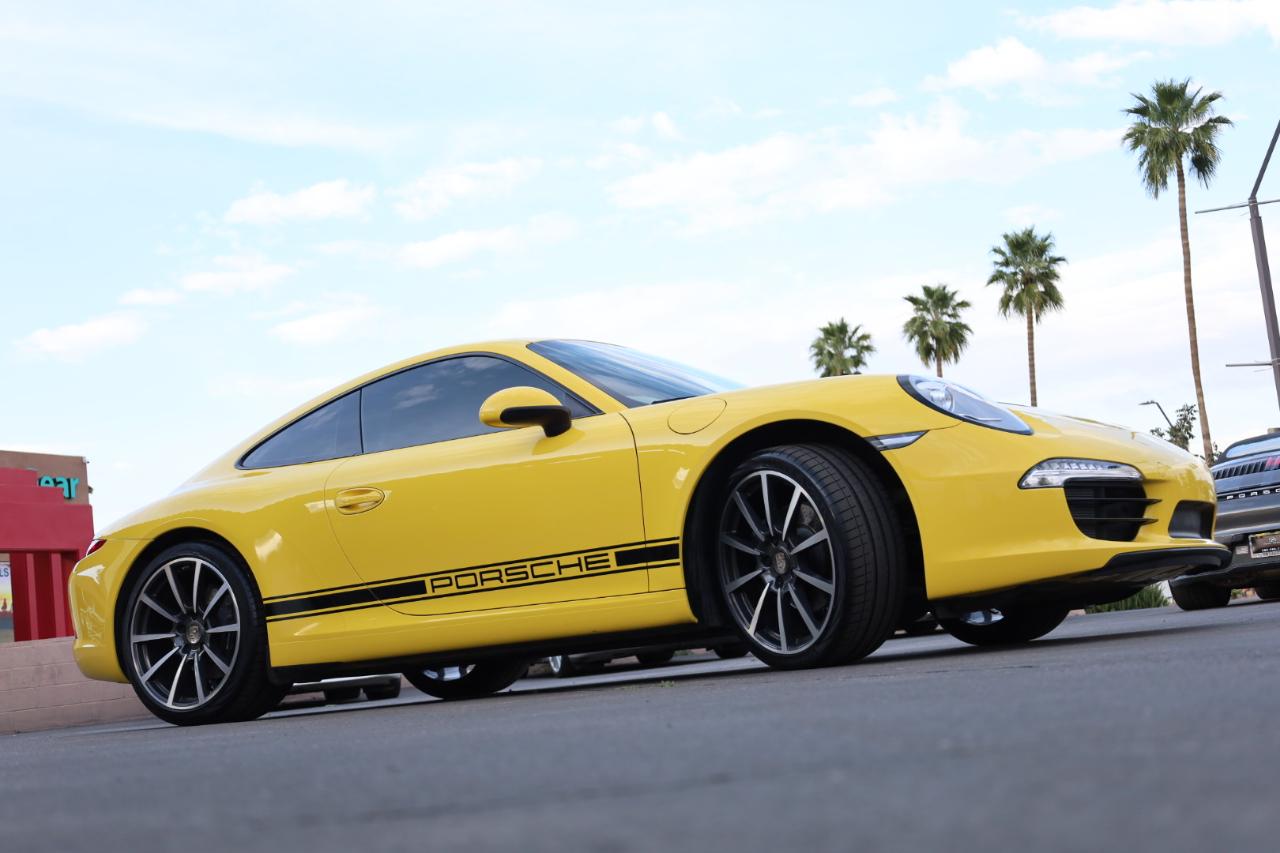 Porsche 911 Carrera Coupe 2012