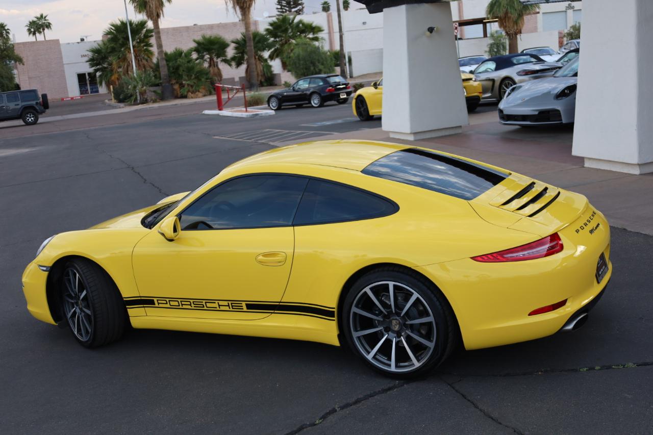 Porsche 911 Carrera Coupe 2012