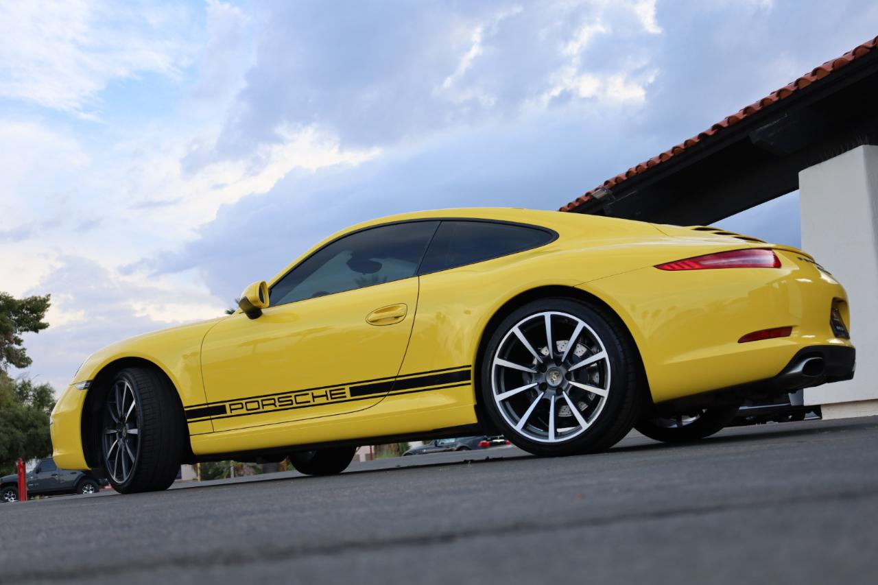 Porsche 911 Carrera Coupe 2012