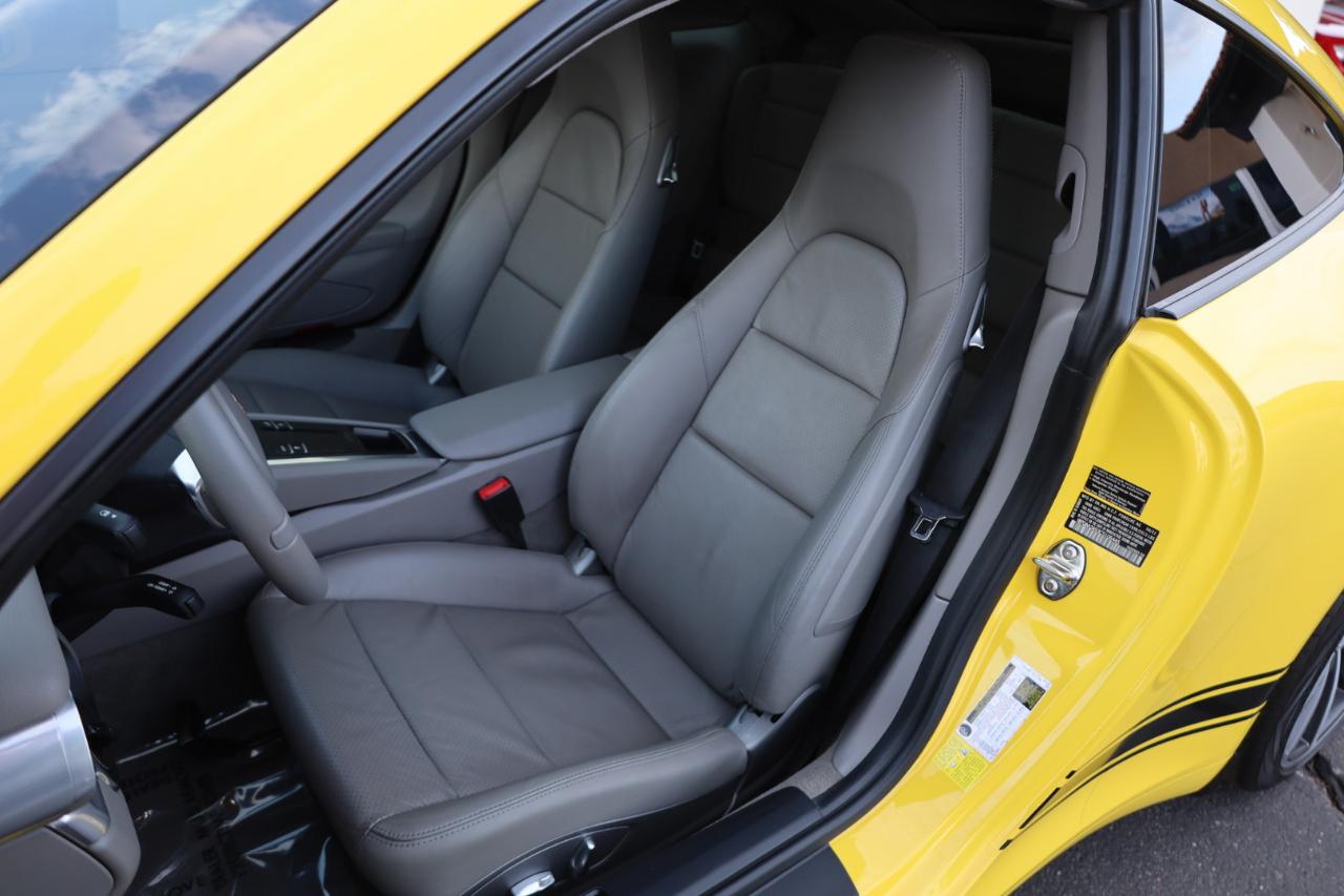 Porsche 911 Carrera Coupe 2012