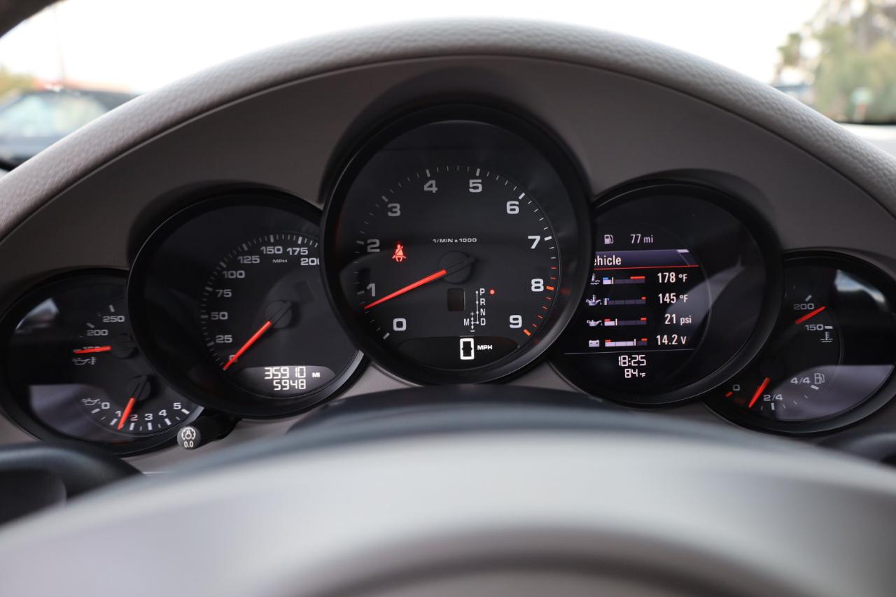 Porsche 911 Carrera Coupe 2012