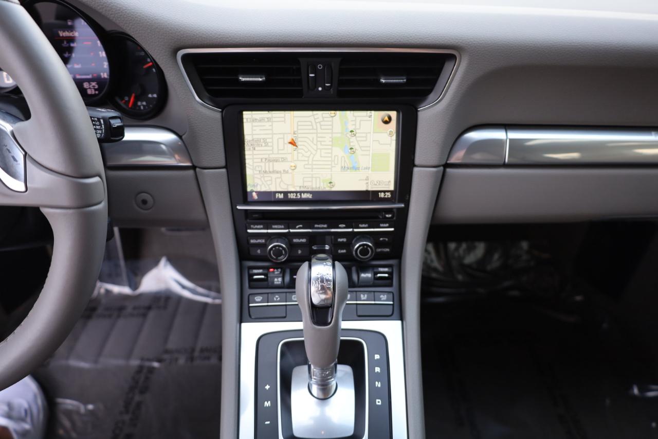 Porsche 911 Carrera Coupe 2012