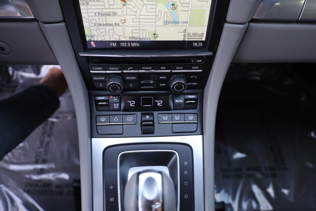 Porsche 911 Carrera Coupe 2012