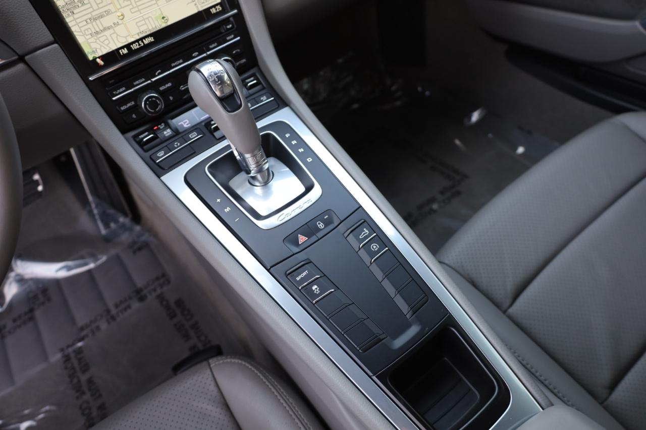 Porsche 911 Carrera Coupe 2012