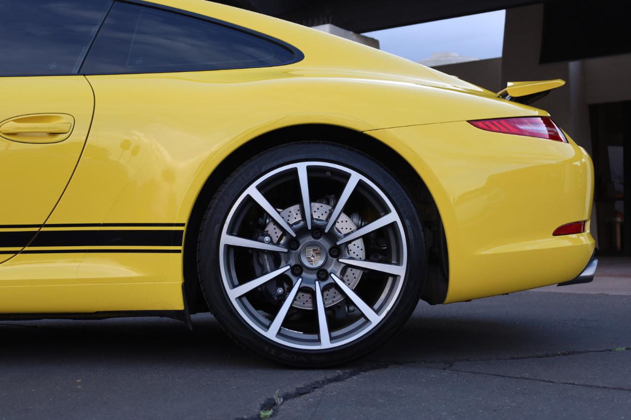 Porsche 911 Carrera Coupe 2012