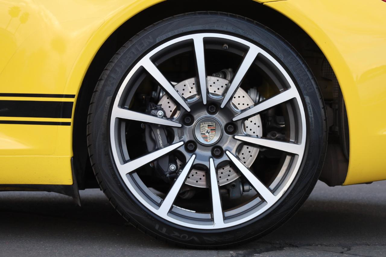 Porsche 911 Carrera Coupe 2012