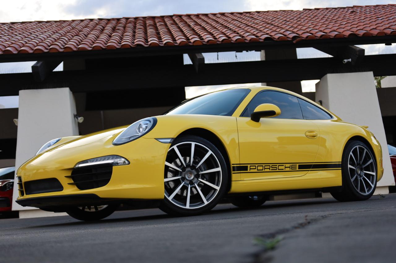 Porsche 911 Carrera Coupe 2012