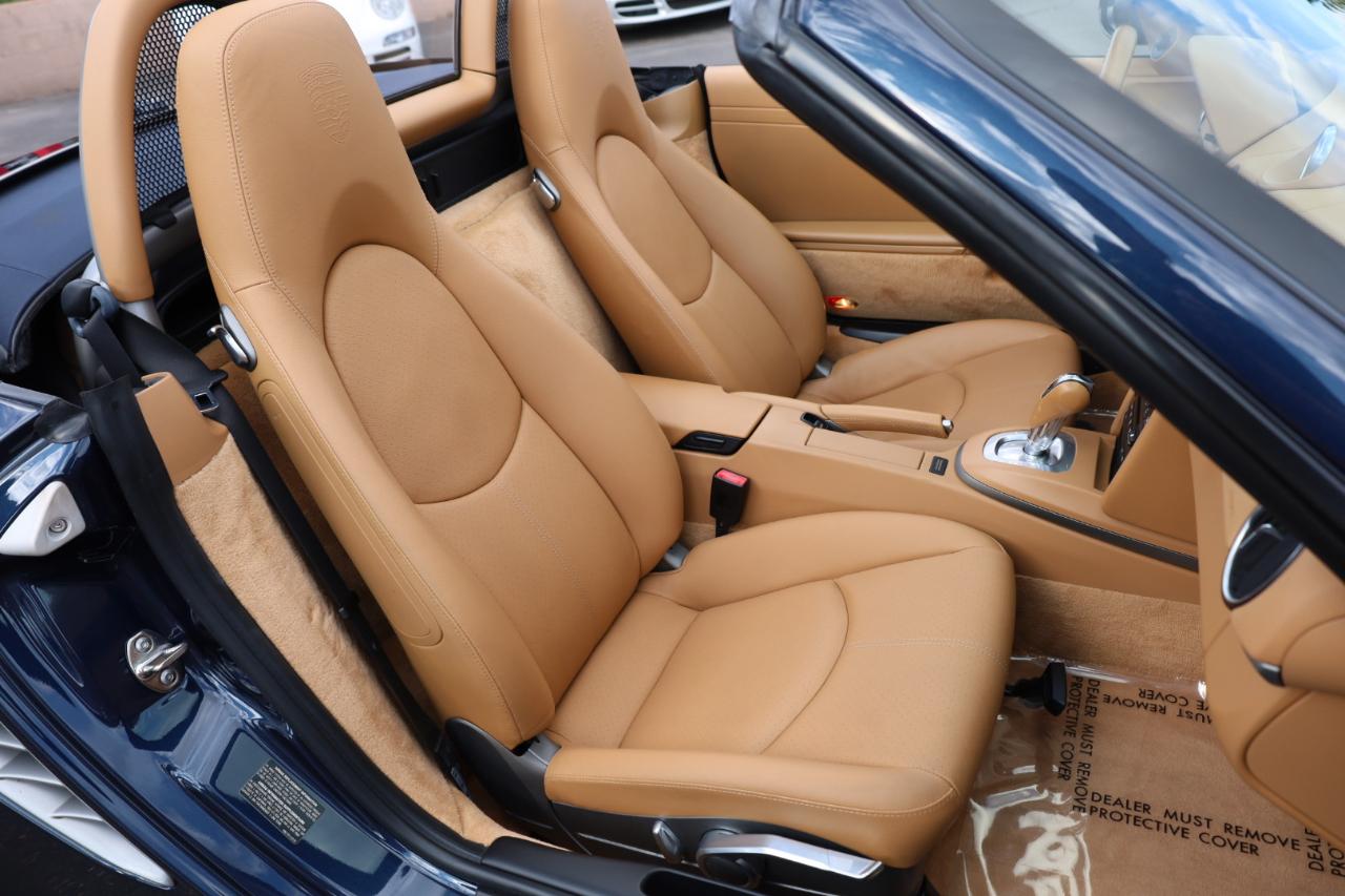 Porsche Boxster Base 2011