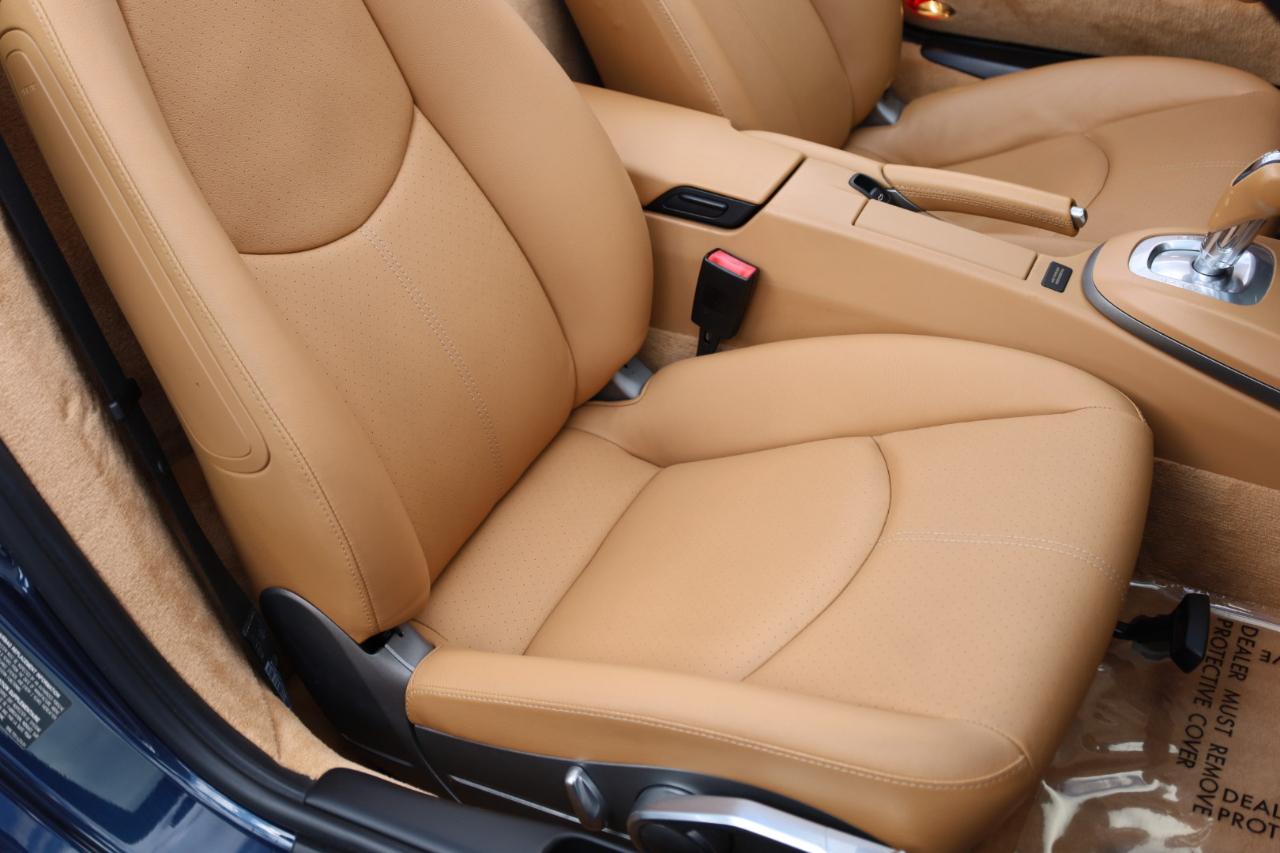 Porsche Boxster Base 2011