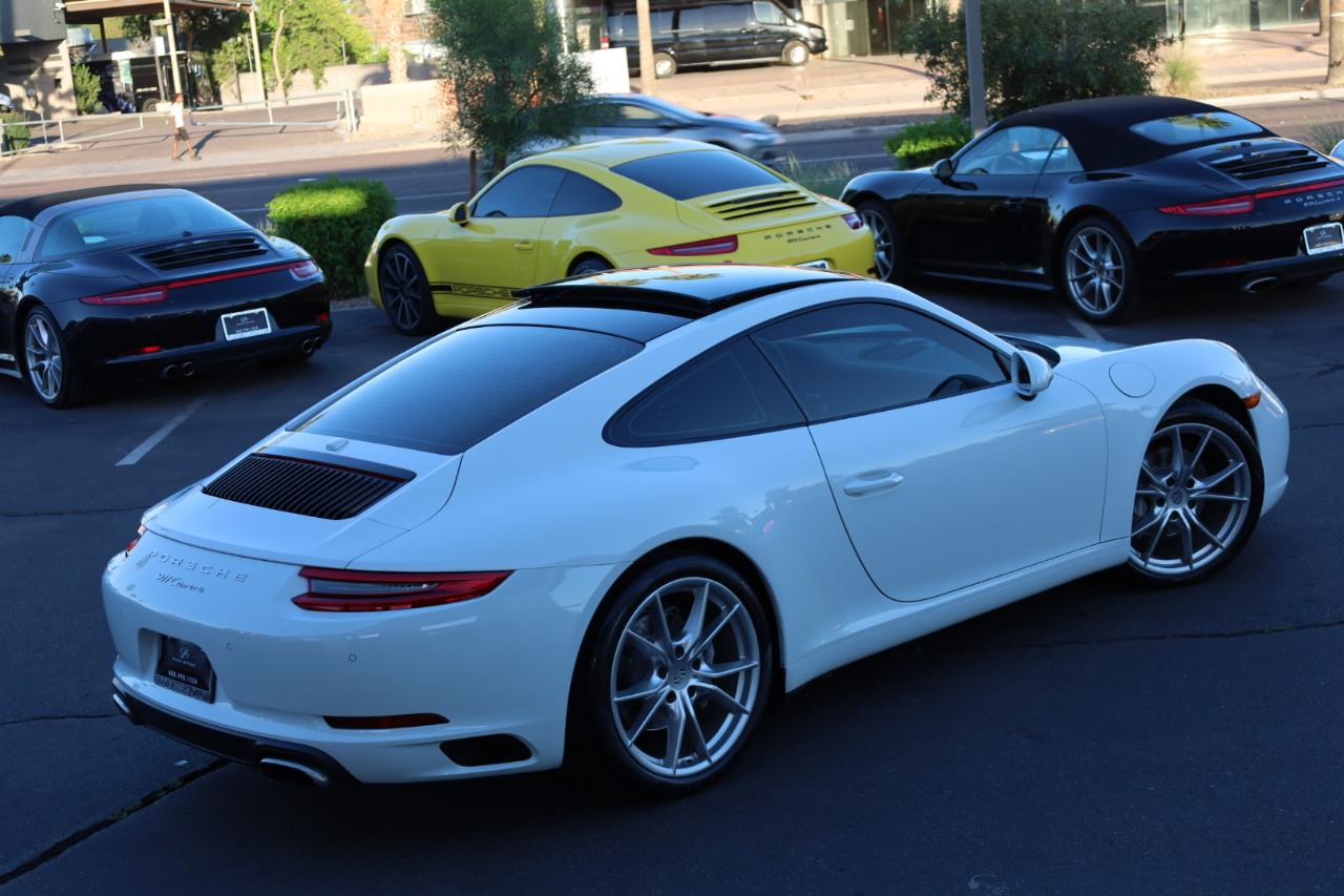 Porsche 911 Carrera Coupe 2017