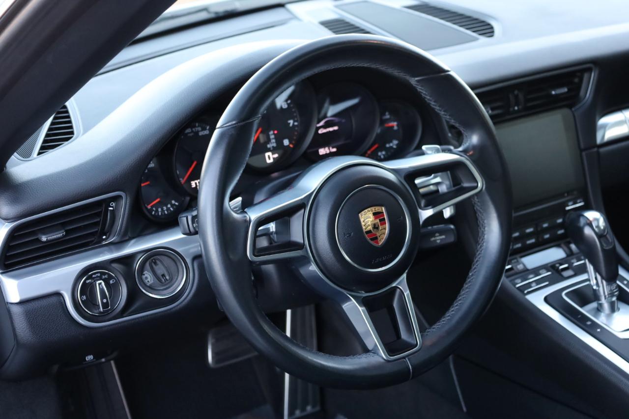 Porsche 911 Carrera Coupe 2017