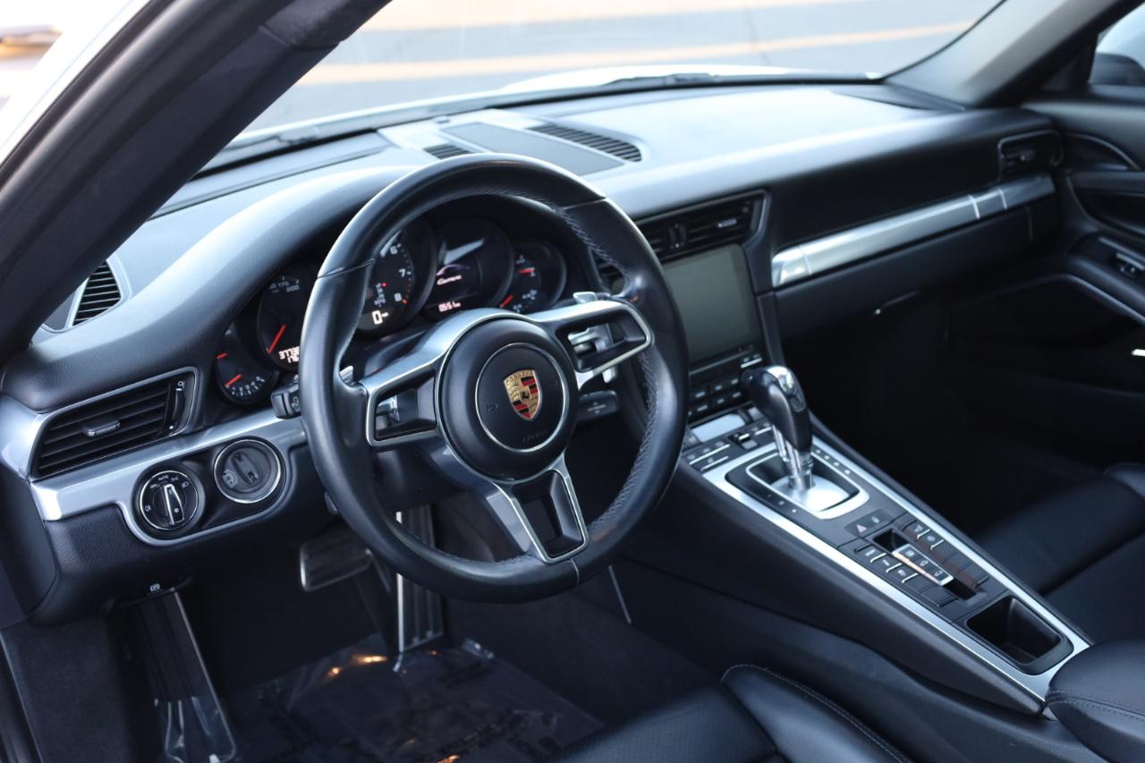 Porsche 911 Carrera Coupe 2017