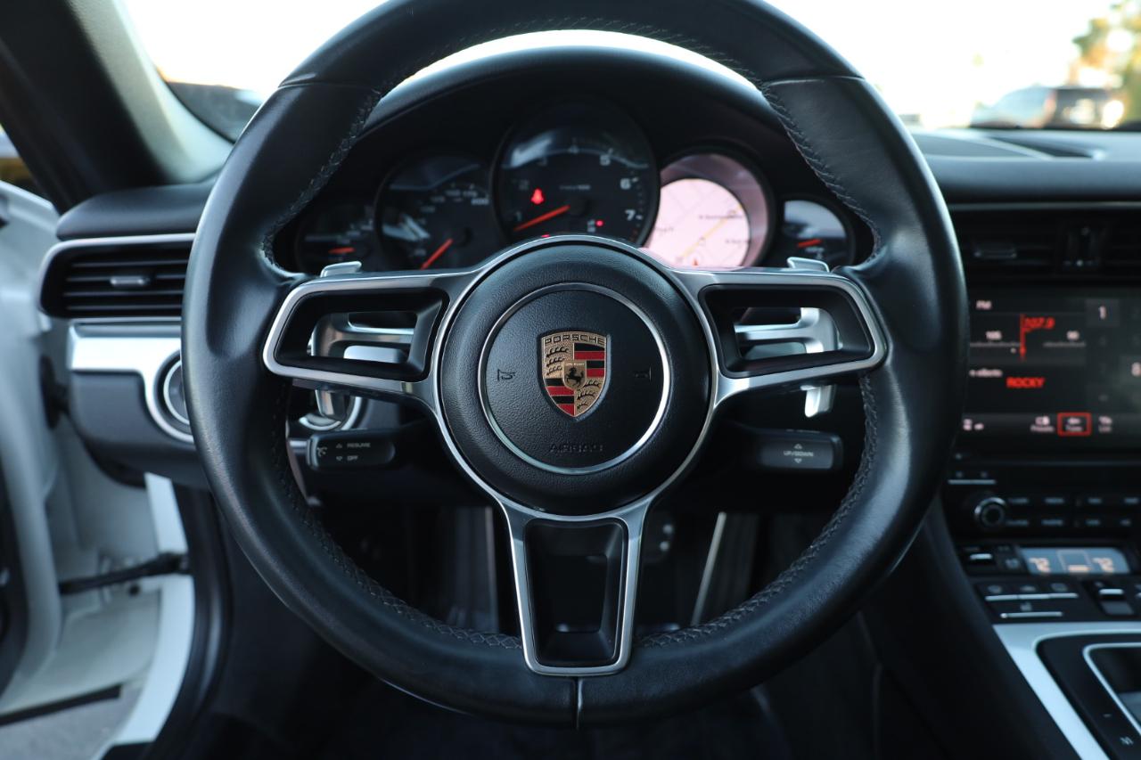 Porsche 911 Carrera Coupe 2017