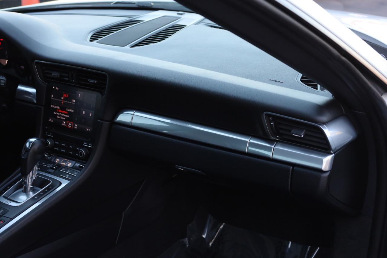 Porsche 911 Carrera Coupe 2017