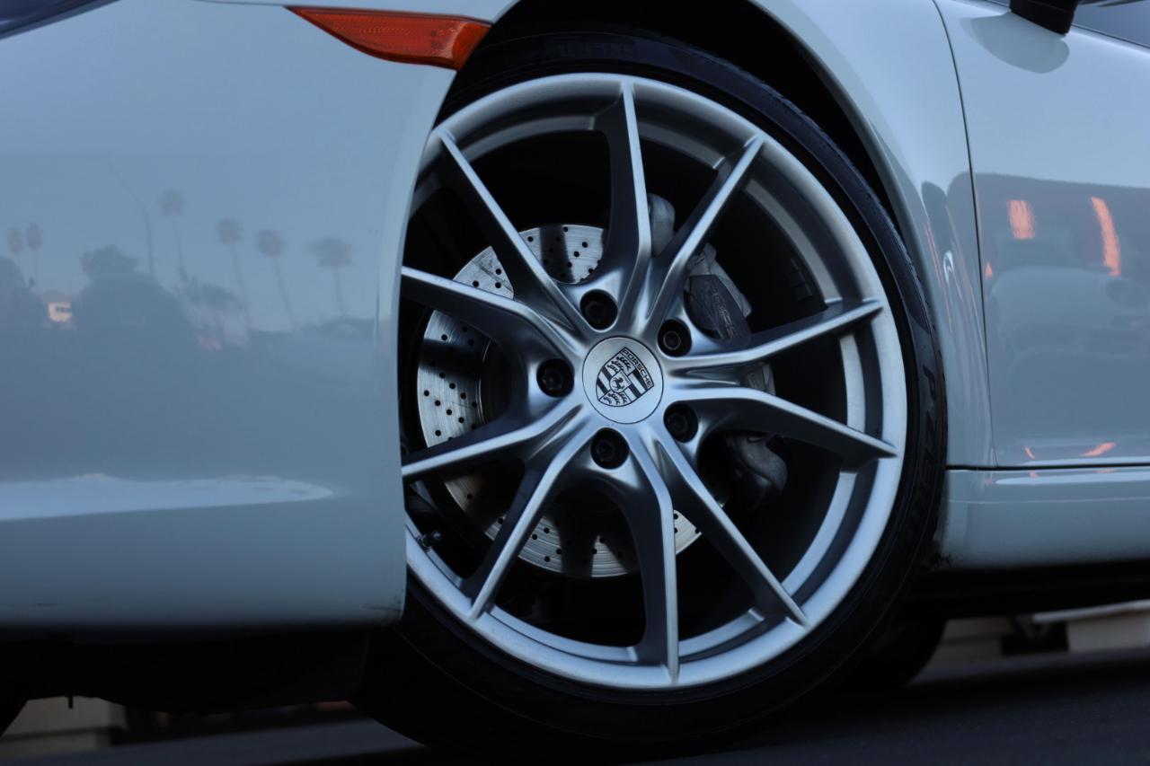 Porsche 911 Carrera Coupe 2017