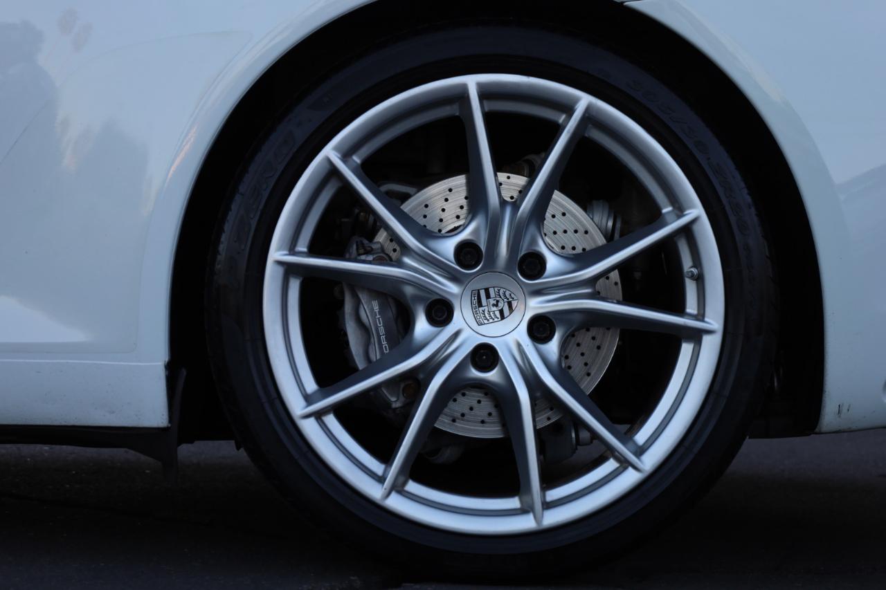 Porsche 911 Carrera Coupe 2017