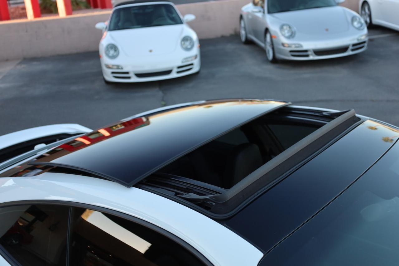 Porsche 911 Carrera Coupe 2017