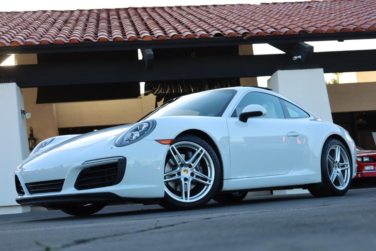 Porsche 911 Carrera Coupe 2017