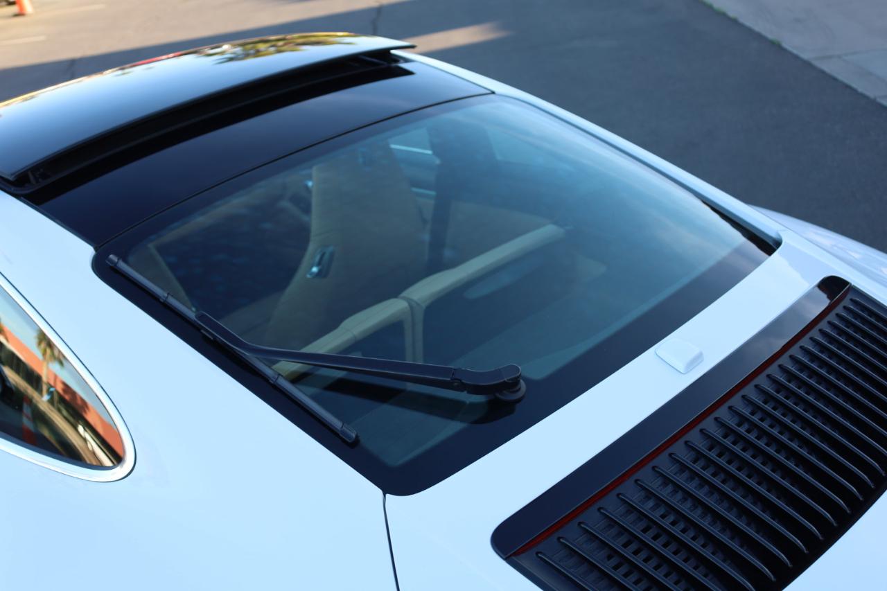 Porsche 911 Carrera Coupe 2017