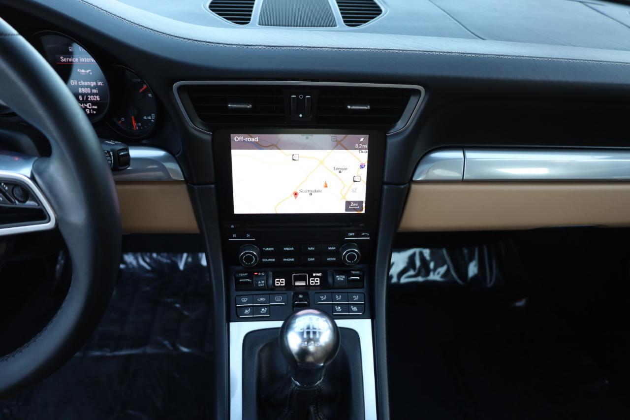 Porsche 911 Carrera Coupe 2017