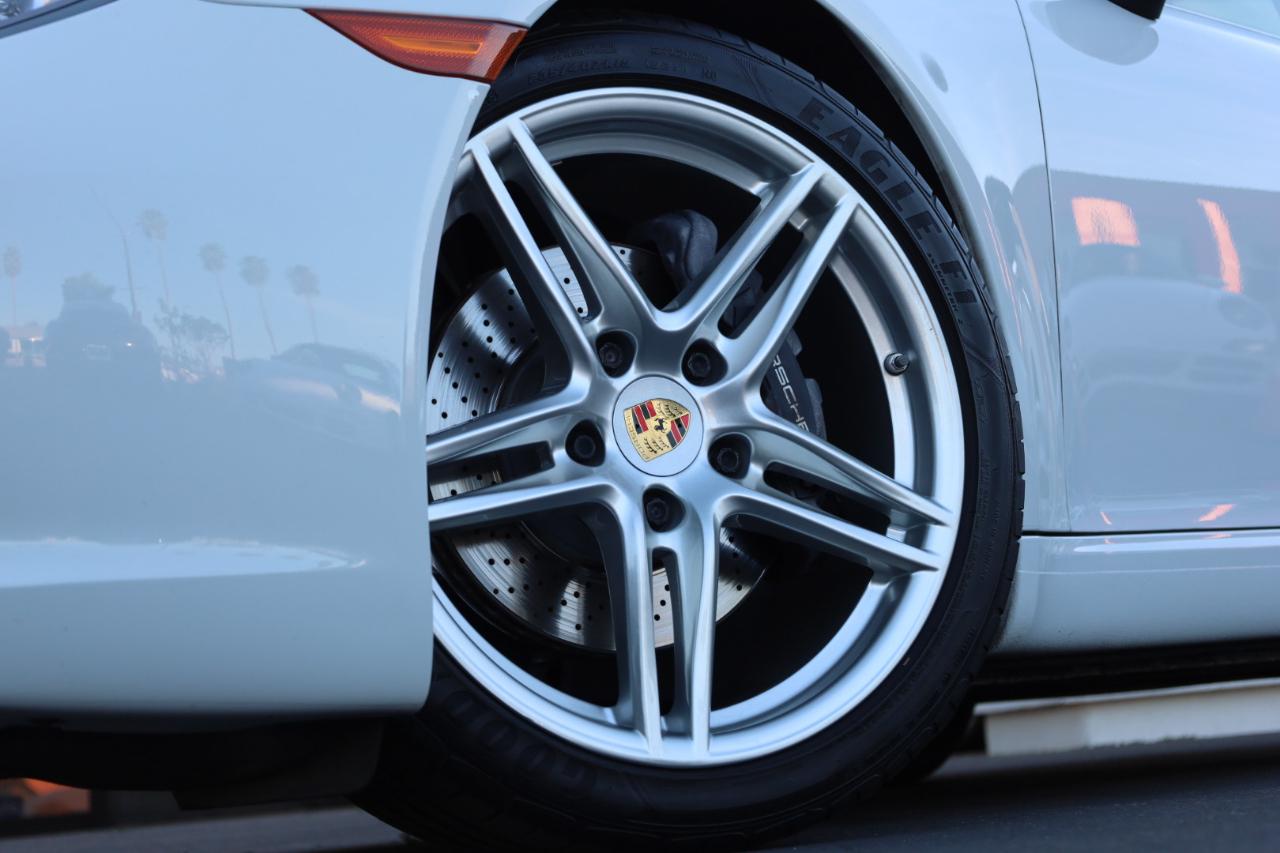 Porsche 911 Carrera Coupe 2017