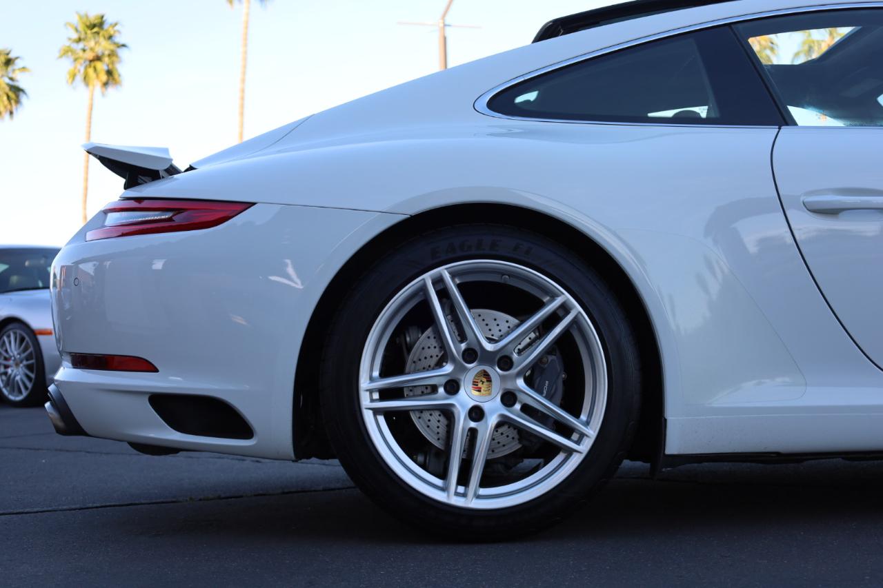 Porsche 911 Carrera Coupe 2017