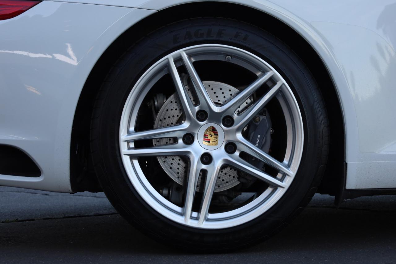 Porsche 911 Carrera Coupe 2017