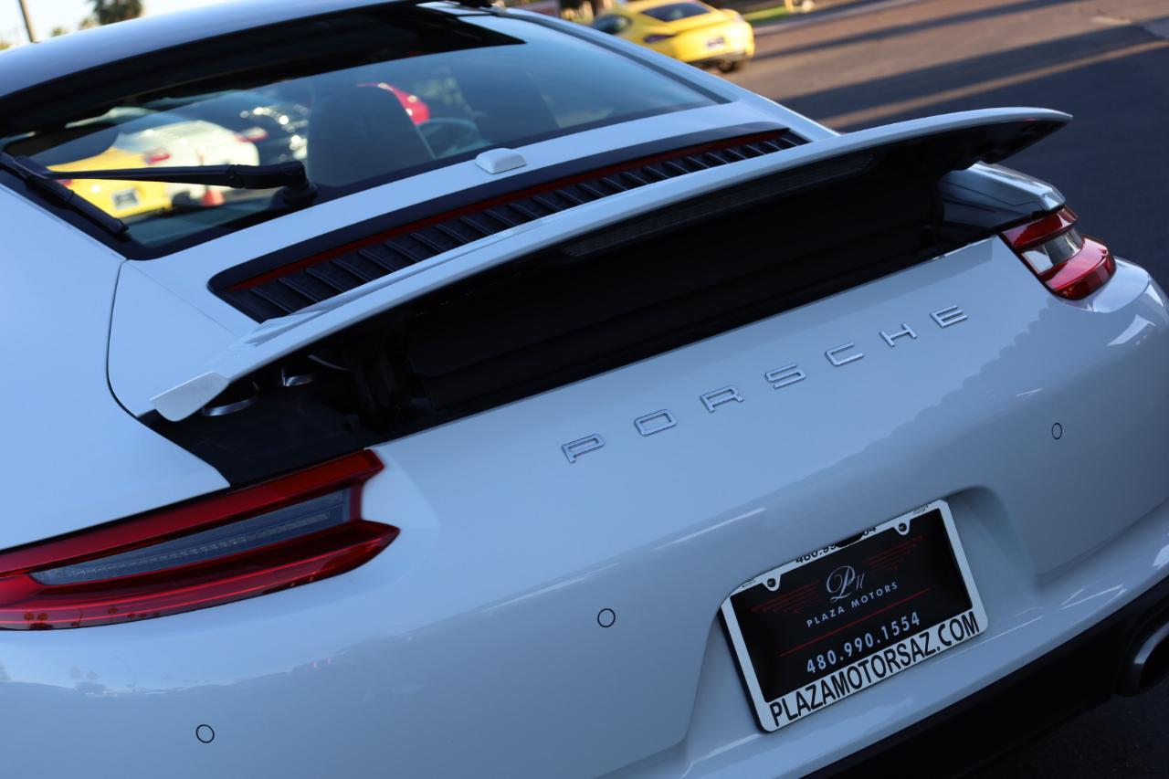 Porsche 911 Carrera Coupe 2017