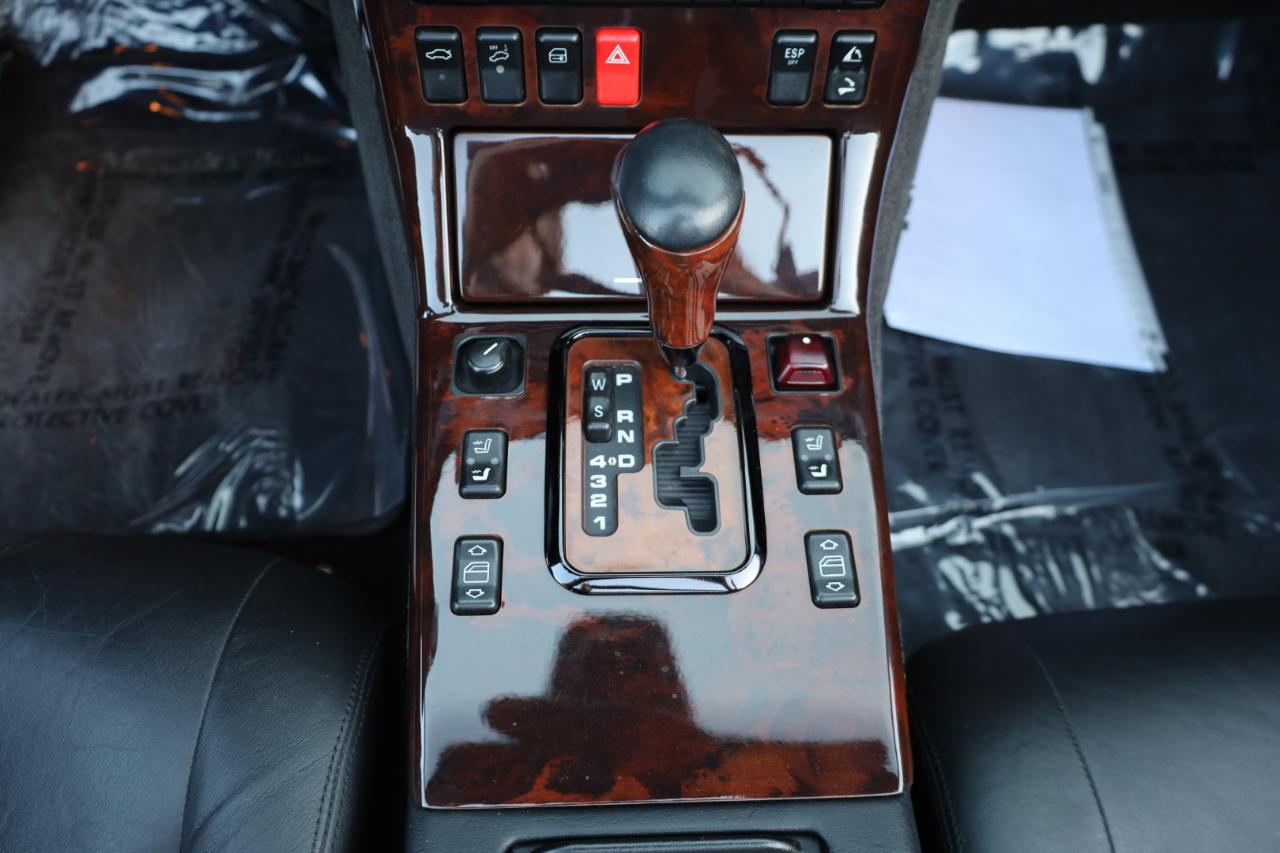 Mercedes-Benz SL-Class SL500 2002