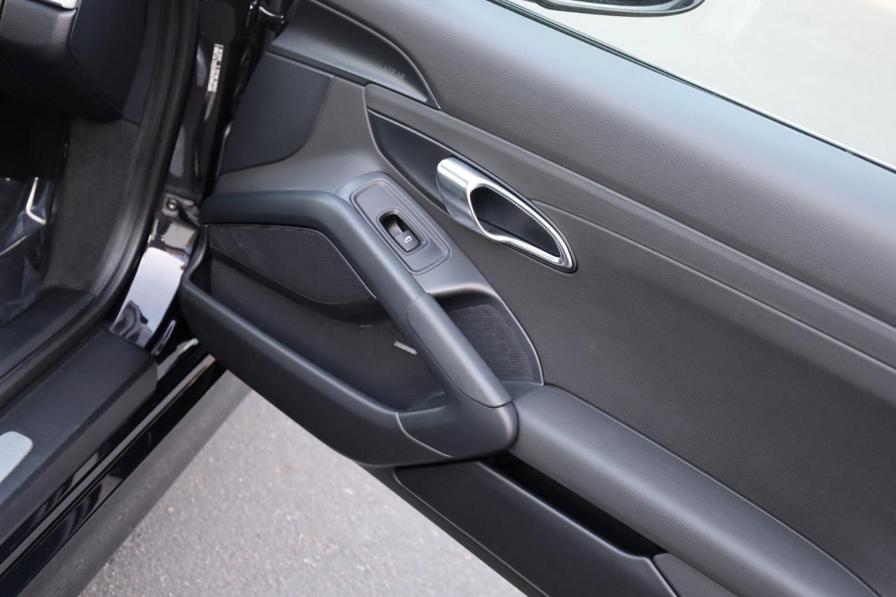 Porsche Cayman Coupe 2014