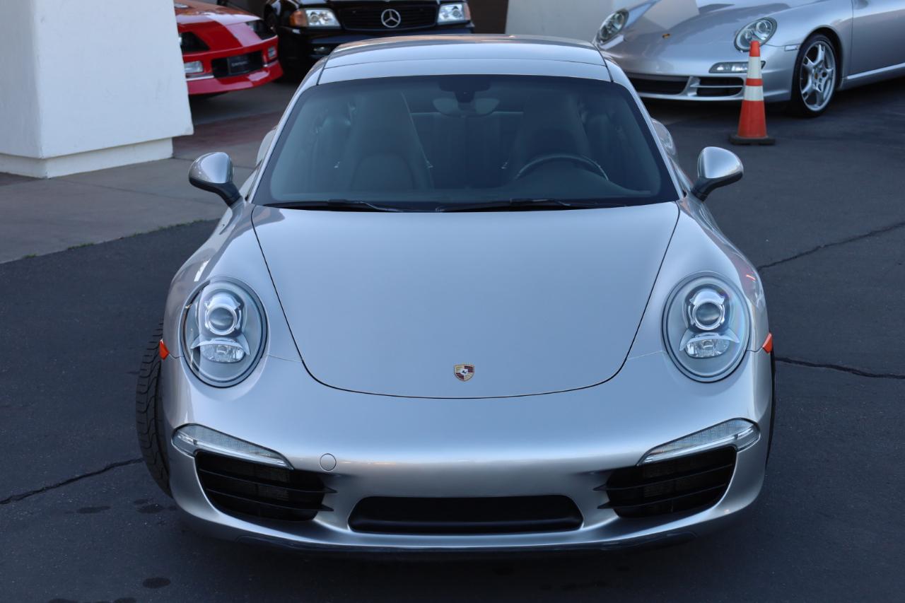 Porsche 911 Carrera S Coupe 2012
