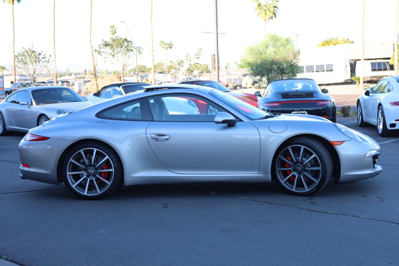 Porsche 911 Carrera S Coupe 2012