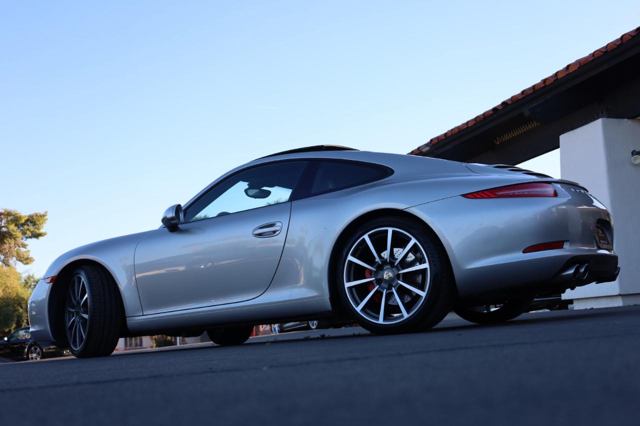 Porsche 911 Carrera S Coupe 2012