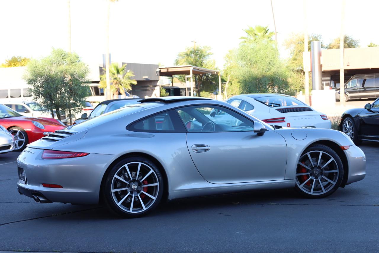 Porsche 911 Carrera S Coupe 2012