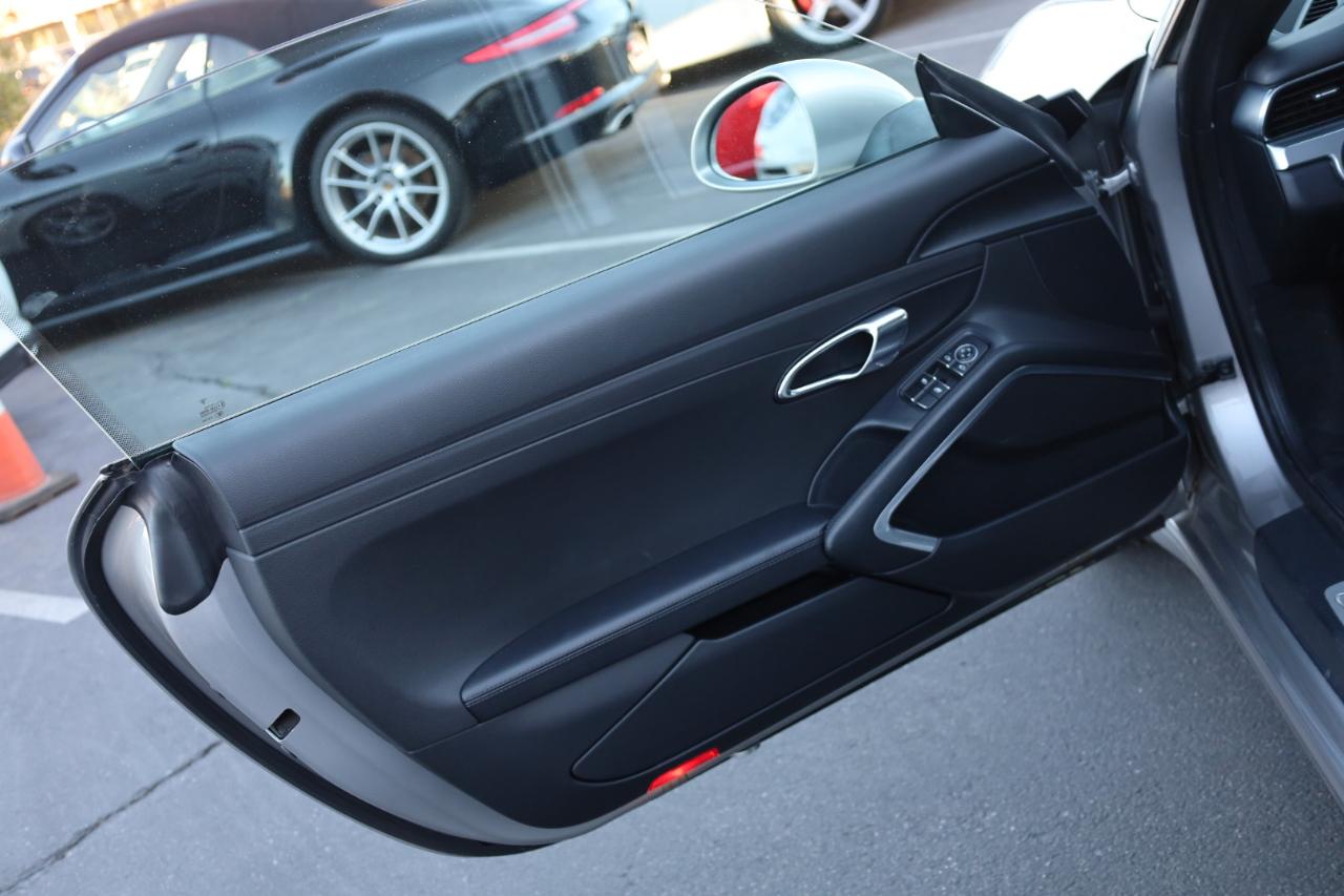 Porsche 911 Carrera S Coupe 2012