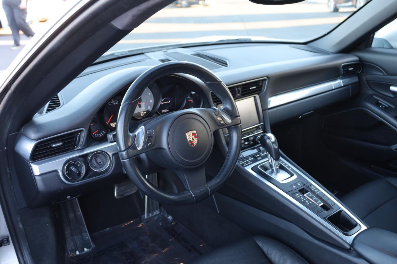 Porsche 911 Carrera S Coupe 2012