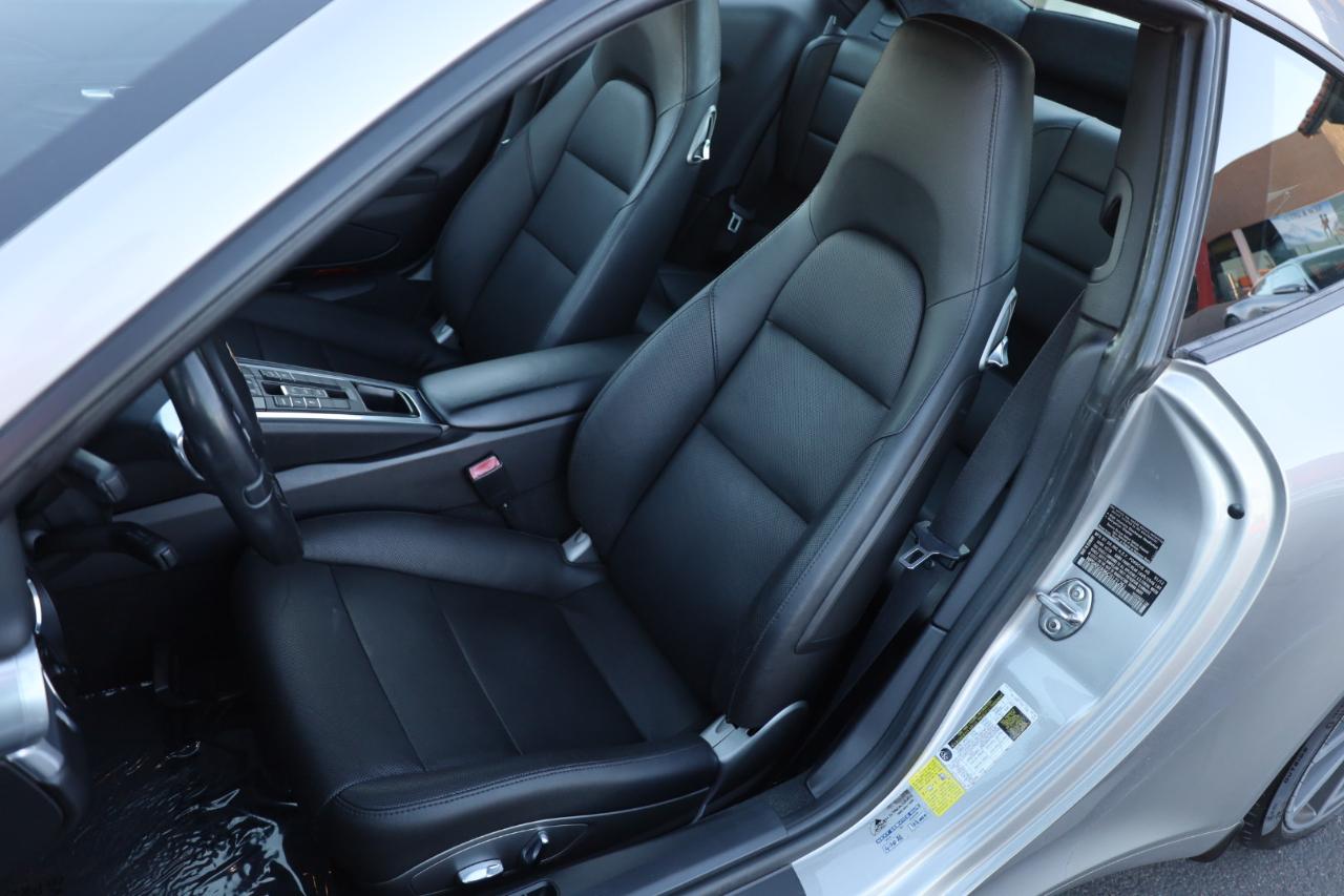 Porsche 911 Carrera S Coupe 2012