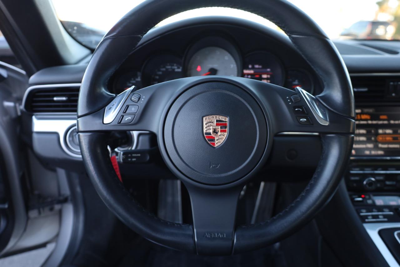 Porsche 911 Carrera S Coupe 2012