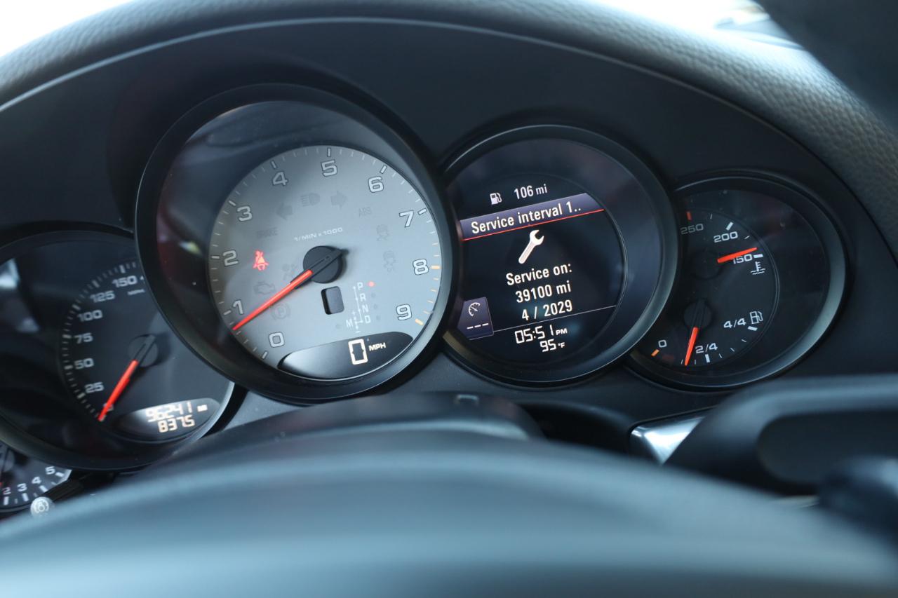 Porsche 911 Carrera S Coupe 2012