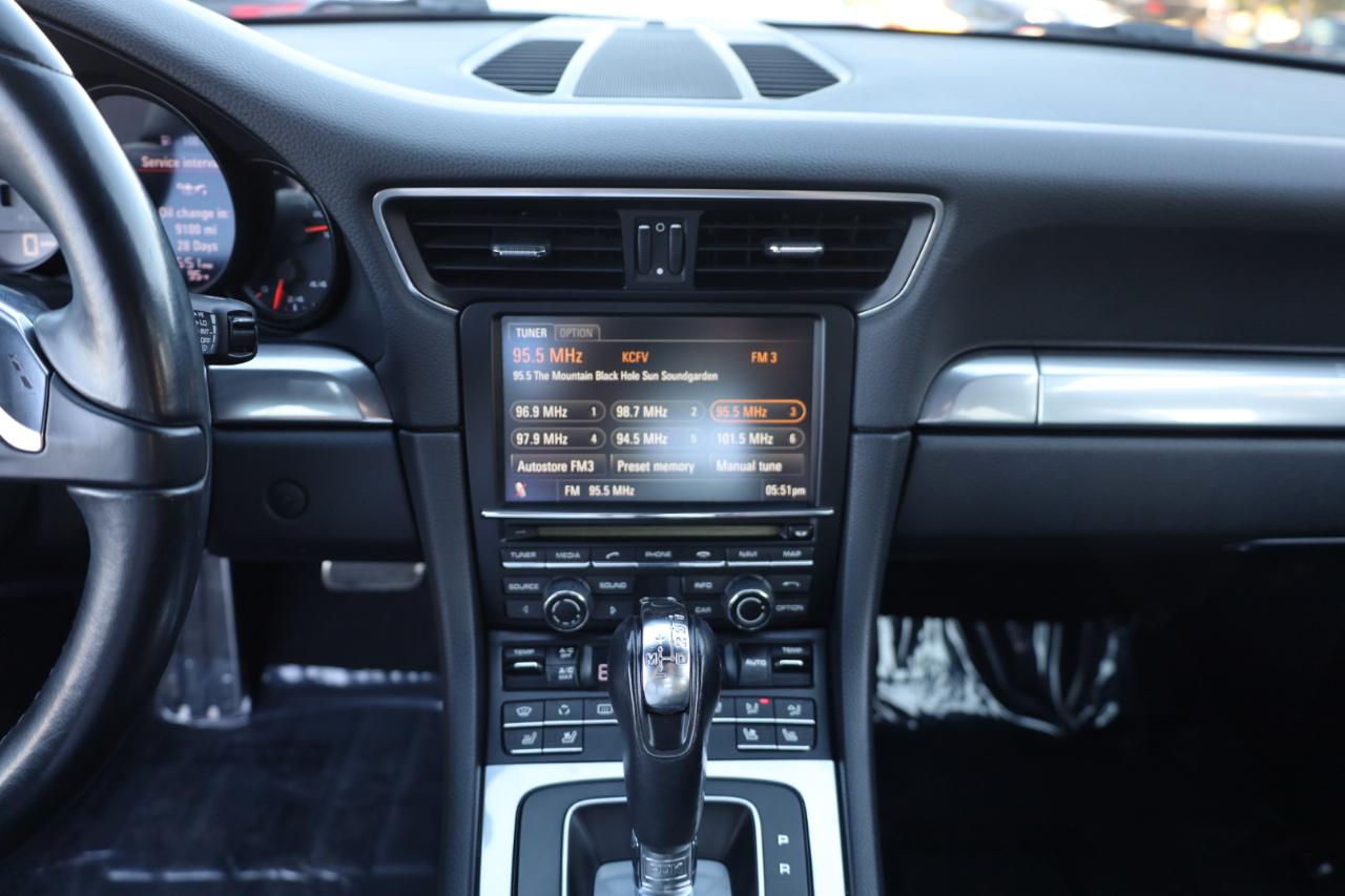 Porsche 911 Carrera S Coupe 2012